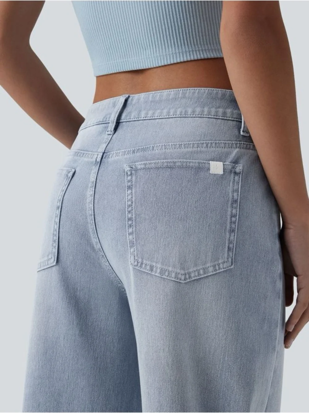 NWOT Halara Flex™ Mid Rise Washed Baggy Wide Leg Casual Jeans S BS97